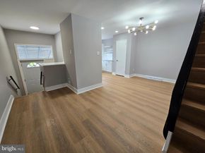 1327 Kings Place, Philadelphia PA 19122