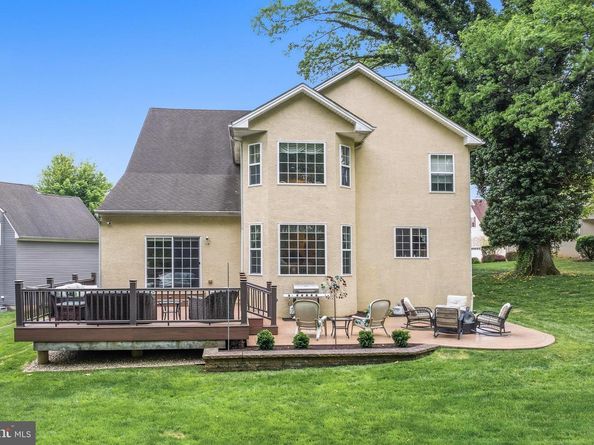 304 Carolee Circle, Springfield PA 19064
