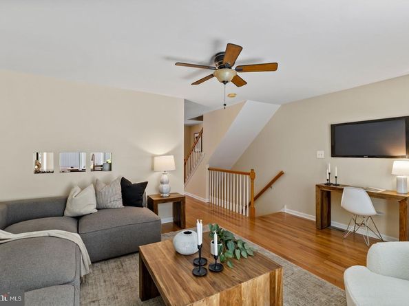 601 S 17TH Street, Philadelphia PA 19146