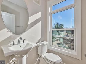 1682 Bandit Loop 14B, Reston VA 20190
