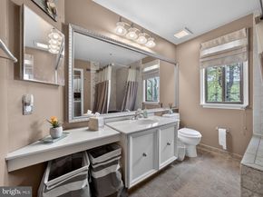 18 Colchester Place, Newtown PA 18940