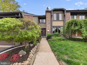 18 Colchester Place, Newtown PA 18940