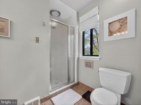 18 Colchester Place, Newtown PA 18940