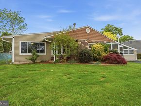 47 Thornyapple Lane, Levittown PA 19054