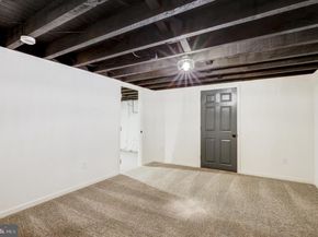 300 Walnut Place, Havertown PA 19083