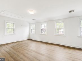 300 Walnut Place, Havertown PA 19083
