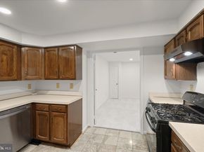 7533 Pepperell Drive, Bethesda MD 20817