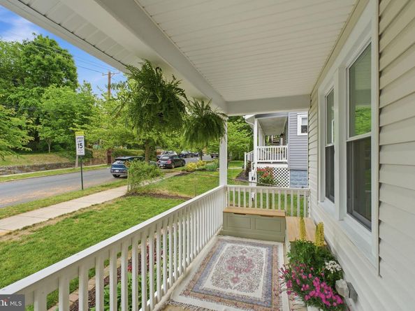 2211 R Street SE, Washington DC 20020