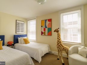 871 N 26TH Street, Philadelphia PA 19130