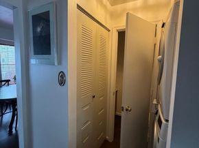 151 Edinburgh Square, Sterling VA 20164