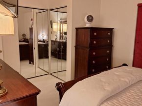 151 Edinburgh Square, Sterling VA 20164