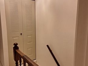 151 Edinburgh Square, Sterling VA 20164