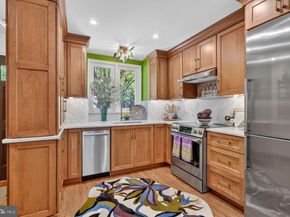 711 W Abingdon Court, Alexandria VA 22314