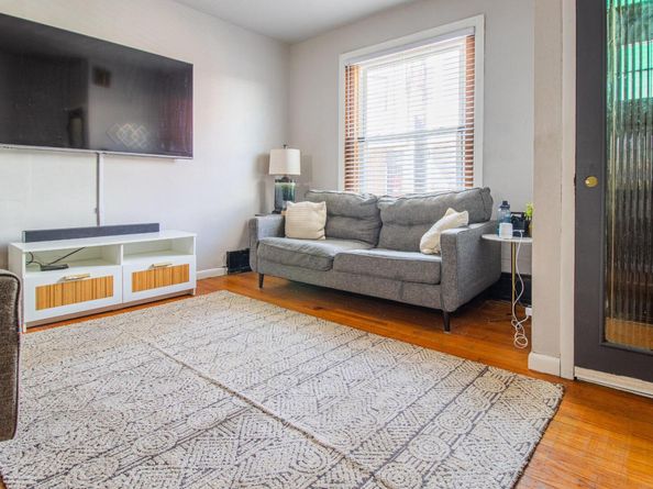 2015 S Opal Street, Philadelphia PA 19145