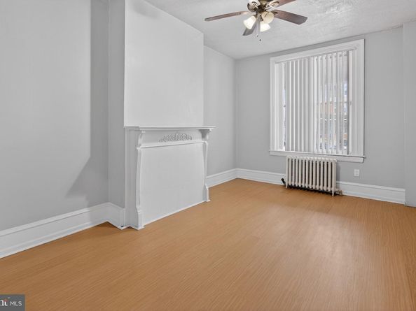 864 E Chelten Avenue, Philadelphia PA 19138