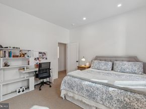 207 S 24TH Street, Philadelphia PA 19103