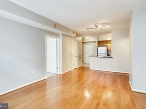 1021 N Garfield Street 804, Arlington VA 22201