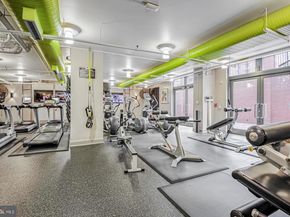 1021 N Garfield Street 804, Arlington VA 22201