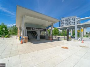 7640 Tremayne Place 102, Mclean VA 22102