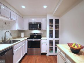 7640 Tremayne Place 102, Mclean VA 22102