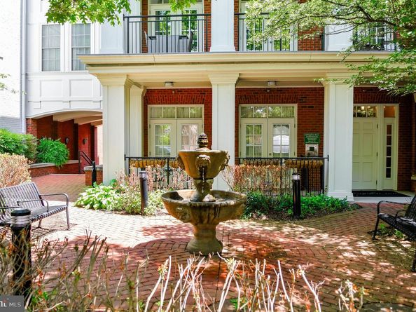 1023 N Royal Street 116, Alexandria VA 22314
