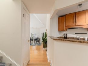 350 9TH Street SE 26, Washington DC 20003