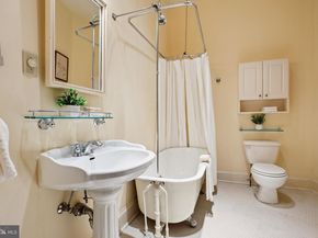17 Logan Circle NW, Washington DC 20005