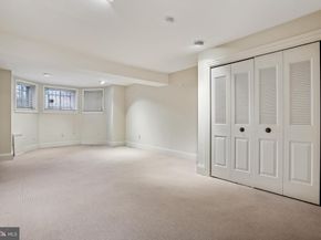 17 Logan Circle NW, Washington DC 20005