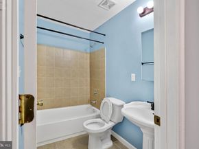5210 F SE 3, Washington DC 20019