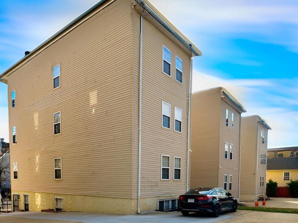 5210 F SE 3, Washington DC 20019