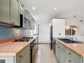 930 Locust Street, Philadelphia PA 19107