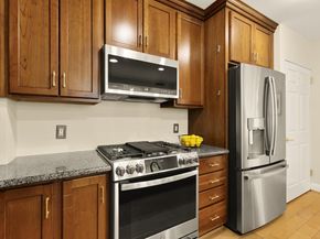 1661 Crescent Place NW 102W, Washington DC 20009