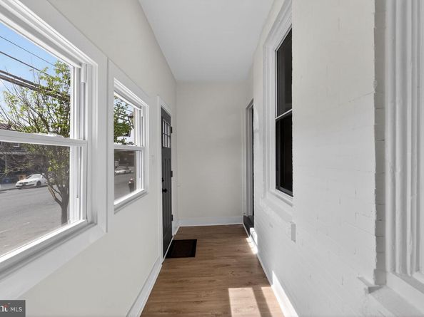 749 S 52nd Street, Philadelphia PA 19143