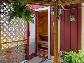 7052 Wardell Street, Annandale VA 22003