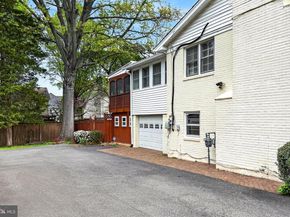 7052 Wardell Street, Annandale VA 22003