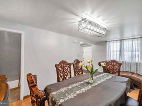 1100 Surrey Road, Philadelphia PA 19115