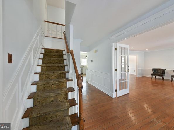 1363 Lexington Drive, Yardley PA 19067