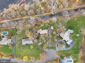 14 Devon Drive, New Hope PA 18938