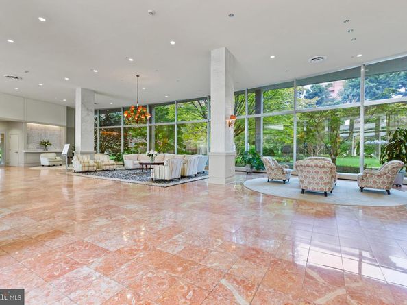 4201 Cathedral Avenue NW 801W, Washington DC 20016