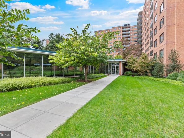 4201 Cathedral Avenue NW 801W, Washington DC 20016