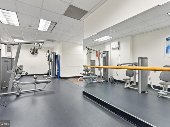 4201 Cathedral Avenue NW 801W, Washington DC 20016