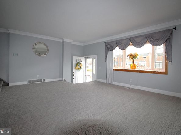 12631 Richton Road, Philadelphia PA 19154