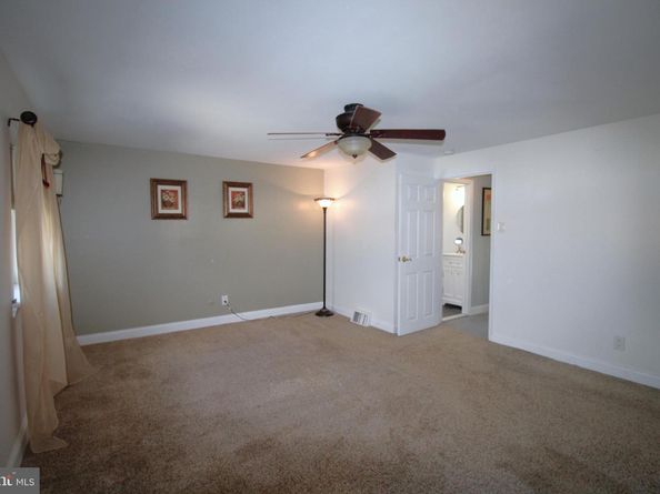 12631 Richton Road, Philadelphia PA 19154