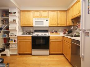 7640 Provincial Drive 204, Mclean VA 22102