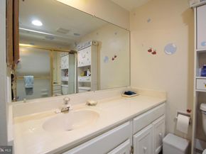 7640 Provincial Drive 204, Mclean VA 22102