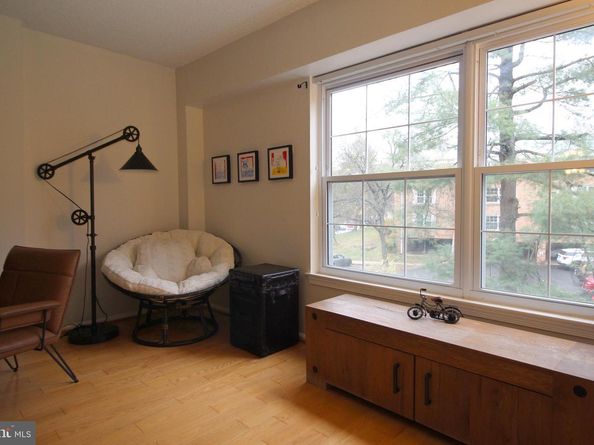 7640 Provincial Drive 204, Mclean VA 22102