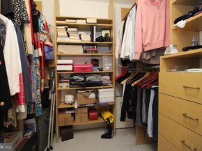 7640 Provincial Drive 204, Mclean VA 22102