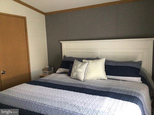 8014 Woodside Drive, Morrisville PA 19067