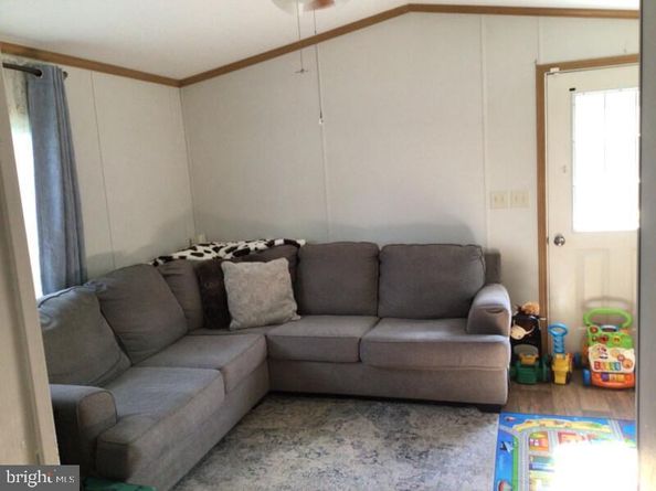 8014 Woodside Drive, Morrisville PA 19067