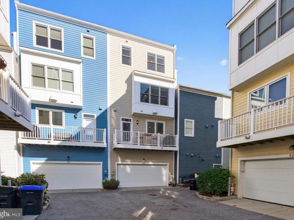 908 Montgomery Street, Alexandria VA 22314